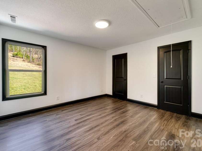 50 Fairview Street, Franklin, NC 28734.  MLS# CAR4378017, YatesRealty ID 21016. 