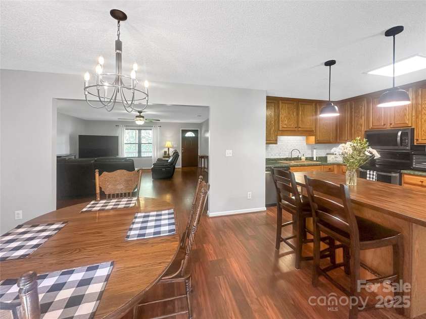 118 Harvey Vale Circle, Blacksburg, SC 29702.  MLS# CAR4259322, YatesRealty ID 21017. 