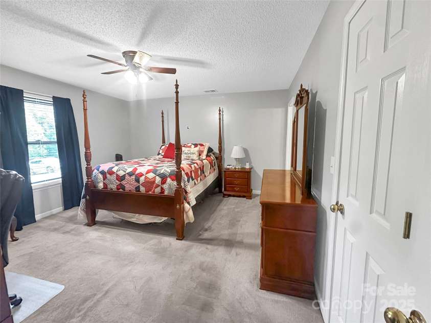 118 Harvey Vale Circle, Blacksburg, SC 29702.  MLS# CAR4259322, YatesRealty ID 21017. 