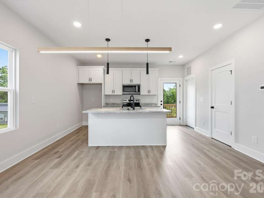 226 Summit Avenue, Albemarle, NC 28001.  MLS# CAR4380435, YatesRealty ID 21017. 