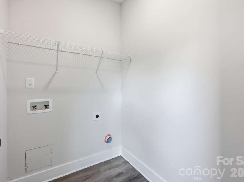 226 Summit Avenue, Albemarle, NC 28001.  MLS# CAR4380435, YatesRealty ID 21017. 