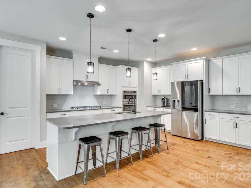 15312 Ravenall Drive, Huntersville, NC 28078.  MLS# CAR4247348, YatesRealty ID 21018. 