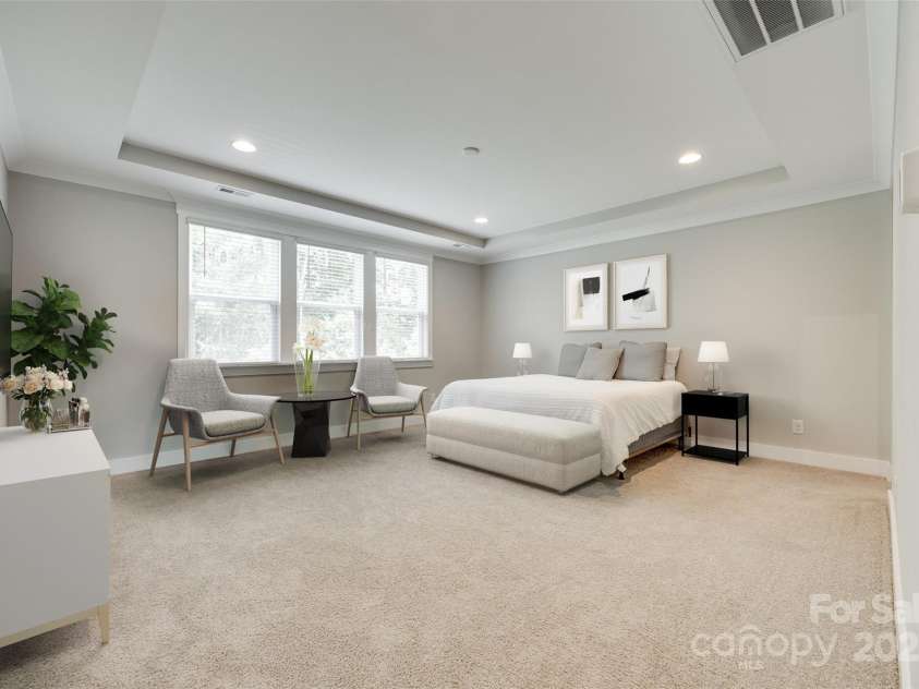 15312 Ravenall Drive, Huntersville, NC 28078.  MLS# CAR4247348, YatesRealty ID 21018. 