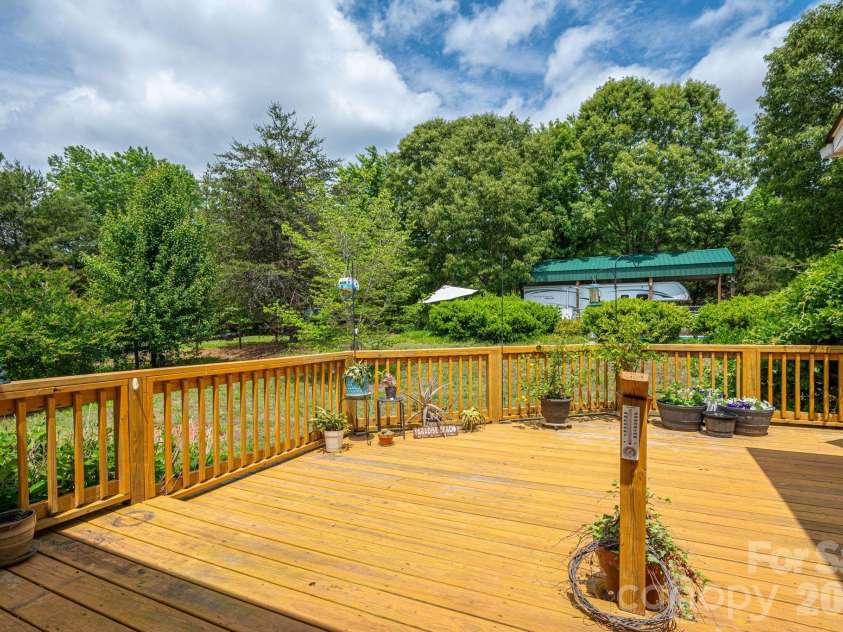 260 Houser Road, Blacksburg, SC 29702.  MLS# CAR4369780, YatesRealty ID 21018. 