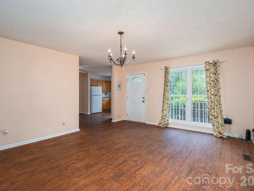260 Houser Road, Blacksburg, SC 29702.  MLS# CAR4369780, YatesRealty ID 21018. 