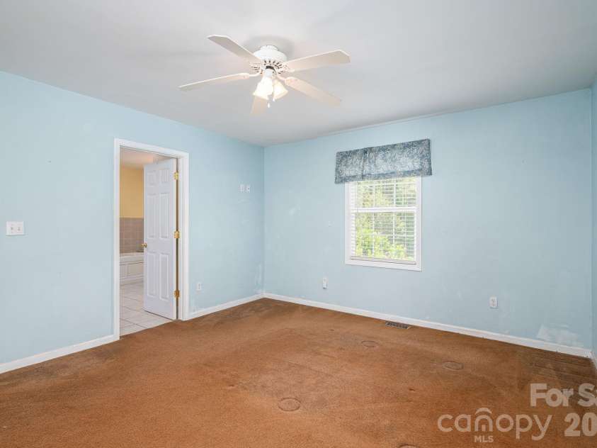260 Houser Road, Blacksburg, SC 29702.  MLS# CAR4369780, YatesRealty ID 21018. 