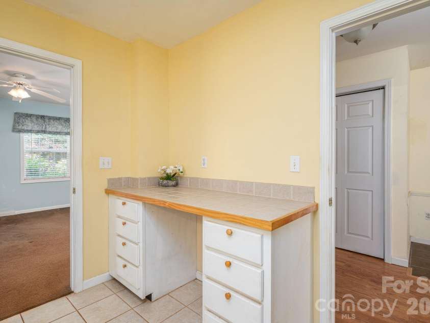 260 Houser Road, Blacksburg, SC 29702.  MLS# CAR4369780, YatesRealty ID 21018. 