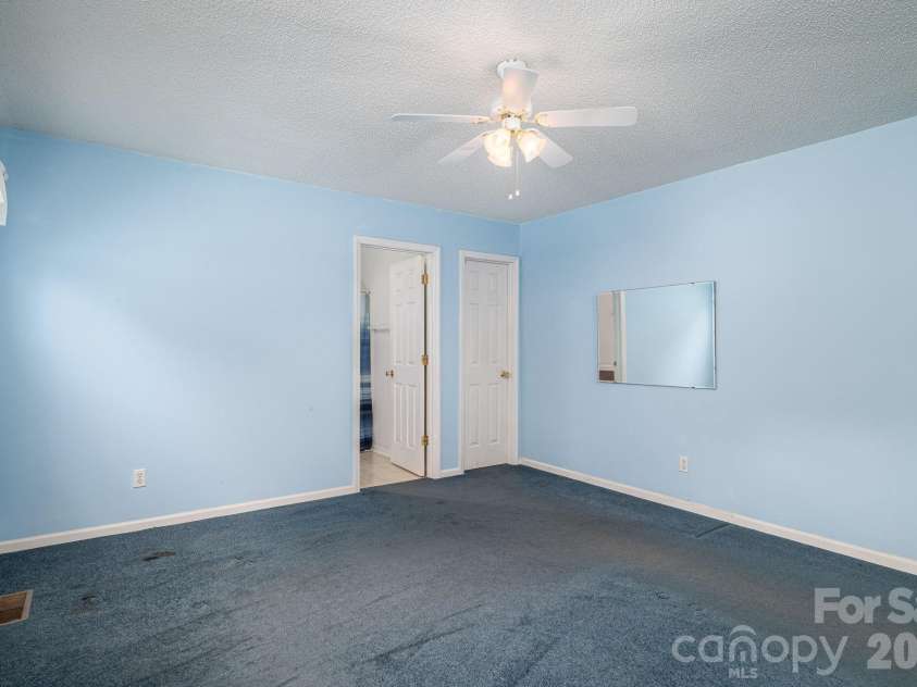 260 Houser Road, Blacksburg, SC 29702.  MLS# CAR4369780, YatesRealty ID 21018. 