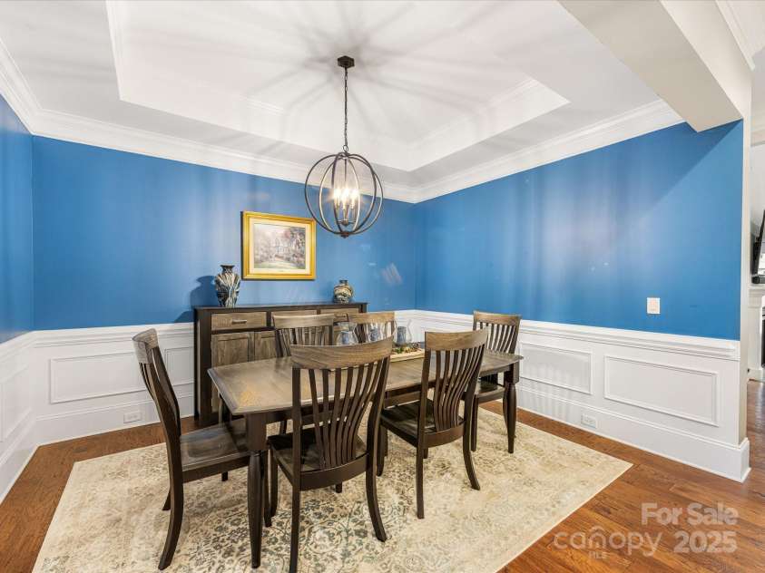 5030 Waldron Meadow Drive, Charlotte, NC 28226.  MLS# CAR4261235, YatesRealty ID 21019. 