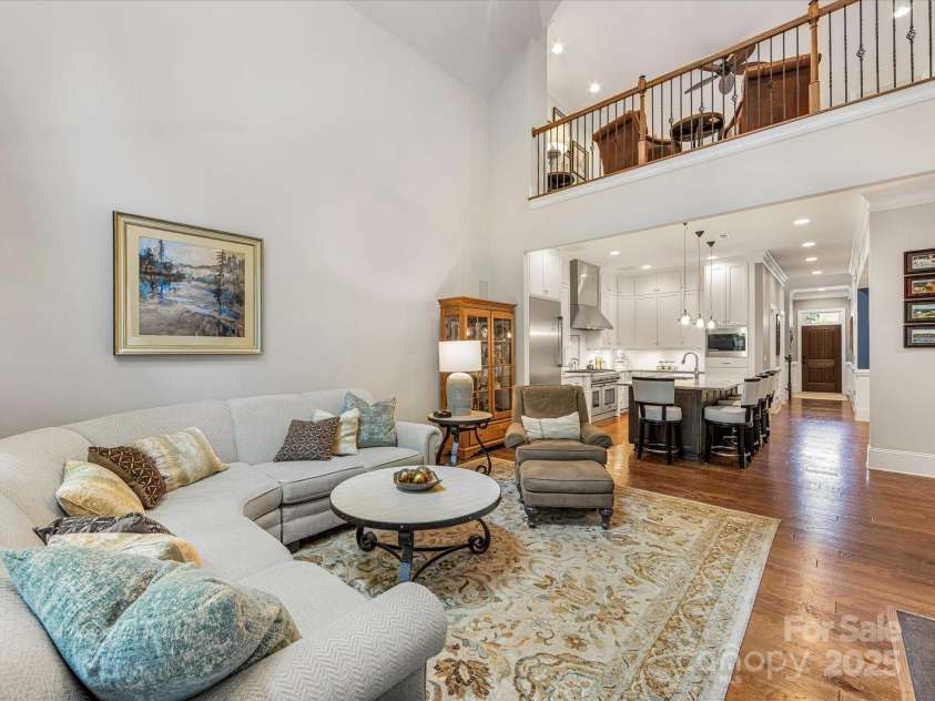 5030 Waldron Meadow Drive, Charlotte, NC 28226.  MLS# CAR4261235, YatesRealty ID 21019. 