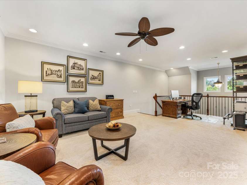 5030 Waldron Meadow Drive, Charlotte, NC 28226.  MLS# CAR4261235, YatesRealty ID 21019. 
