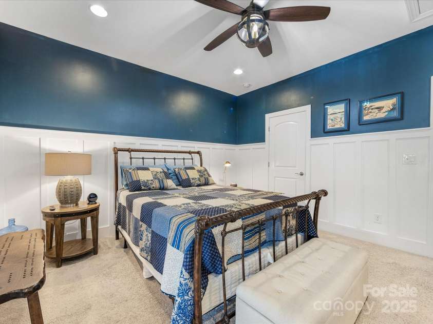 5030 Waldron Meadow Drive, Charlotte, NC 28226.  MLS# CAR4261235, YatesRealty ID 21019. 