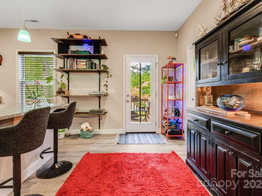 19 Shadowlawn Drive, Asheville, NC 28806.  MLS# CAR4258649, YatesRealty ID 21020. Great Space for Entertaining