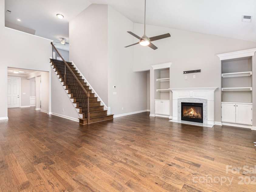 8709 Raven Top Drive, Mint Hill, NC 28227.  MLS# CAR4263622, YatesRealty ID 21023. Open floorplan with engineered hardwoods