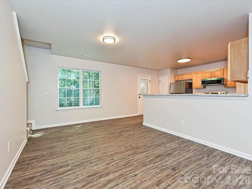 2605 Marmac Road, Charlotte, NC 28208.  MLS# CAR4423314, YatesRealty ID 21024. 