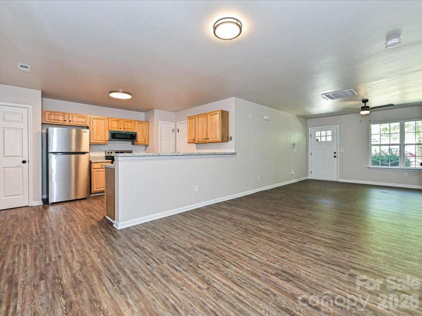2605 Marmac Road, Charlotte, NC 28208.  MLS# CAR4423314, YatesRealty ID 21024. 