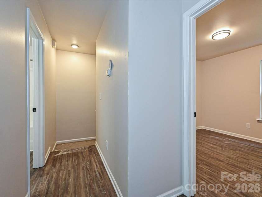 2605 Marmac Road, Charlotte, NC 28208.  MLS# CAR4423314, YatesRealty ID 21024. 