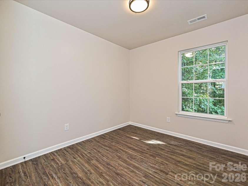 2605 Marmac Road, Charlotte, NC 28208.  MLS# CAR4423314, YatesRealty ID 21024. 