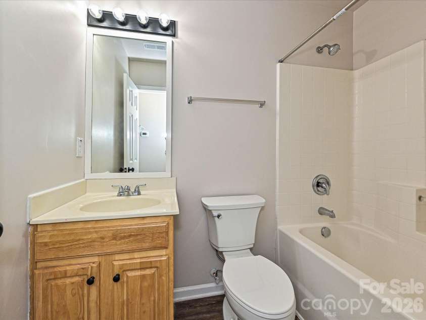 2605 Marmac Road, Charlotte, NC 28208.  MLS# CAR4423314, YatesRealty ID 21024. 