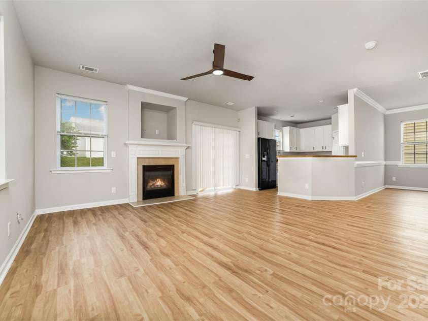 9630 Turning Wheel Drive, Charlotte, NC 28214.  MLS# CAR4266064, YatesRealty ID 21024. 