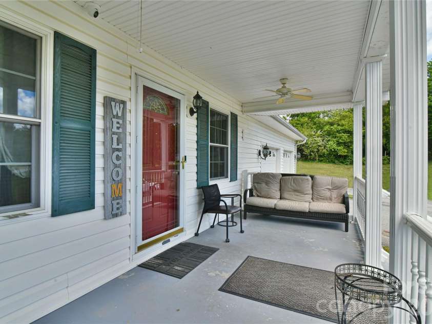 116 Kay Road, Flat Rock, NC 28731.  MLS# CAR4380251, YatesRealty ID 21025. 