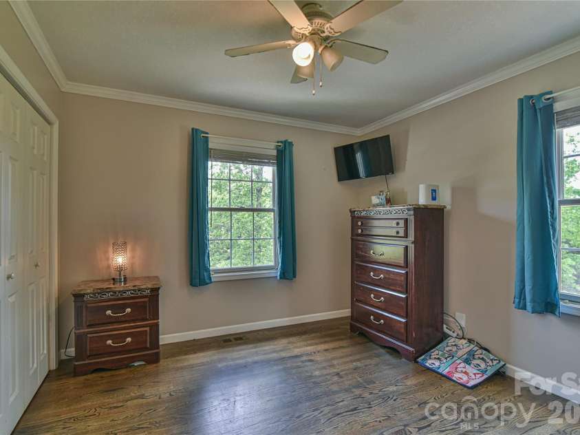 116 Kay Road, Flat Rock, NC 28731.  MLS# CAR4380251, YatesRealty ID 21025. 
