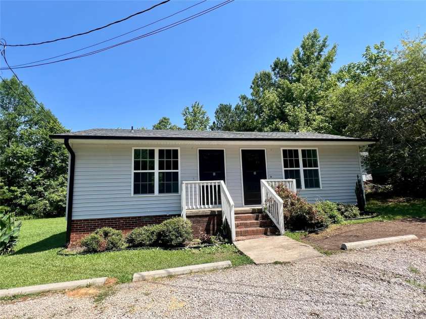 1316 - 1318 Old Landsford Road, Lancaster, SC 29720.  MLS# CAR4380798, YatesRealty ID 21026. 