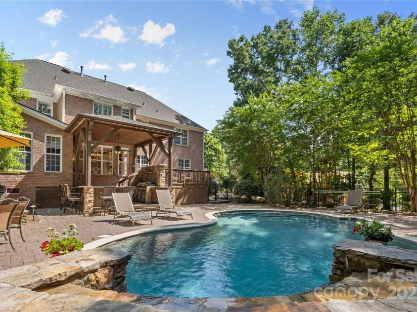 1336 Dobson Drive, Waxhaw, NC 28173.  MLS# CAR4267280, YatesRealty ID 21026. 