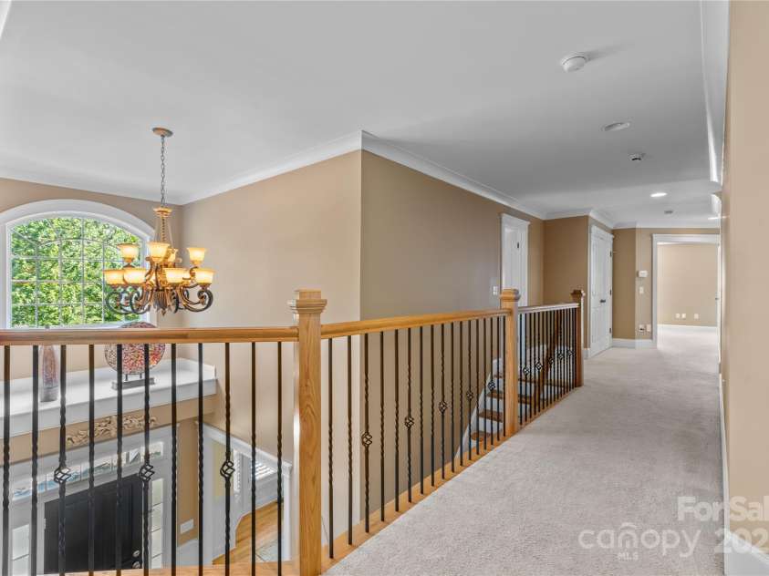 1336 Dobson Drive, Waxhaw, NC 28173.  MLS# CAR4267280, YatesRealty ID 21026. Upper hallway