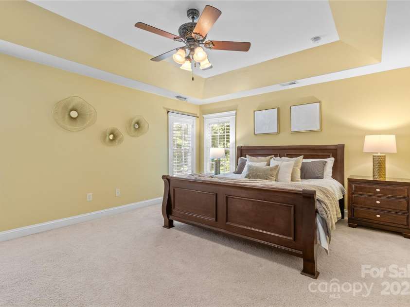 1336 Dobson Drive, Waxhaw, NC 28173.  MLS# CAR4267280, YatesRealty ID 21026. Upper Primary Suite