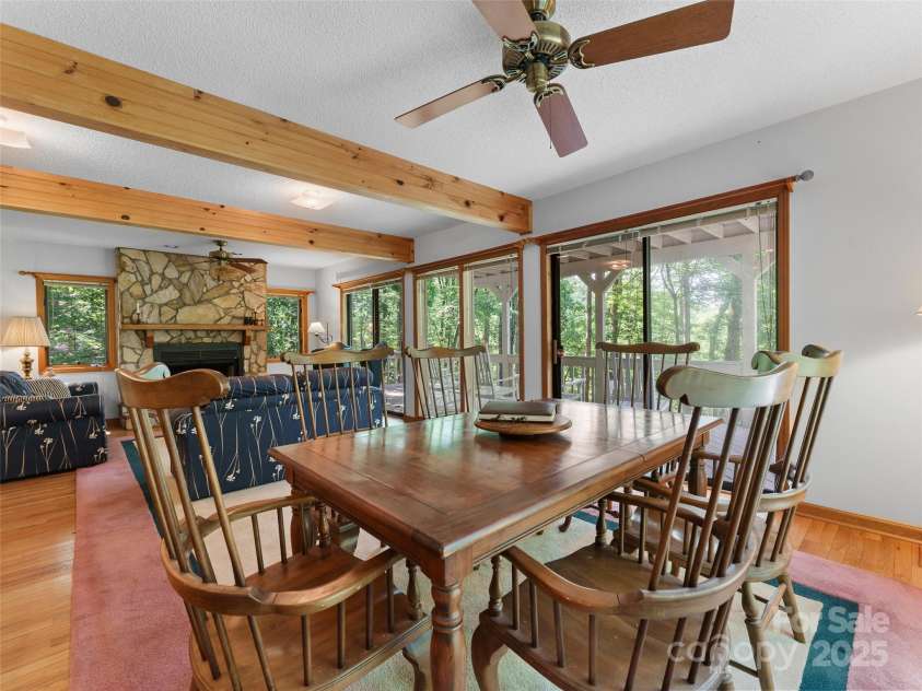43 Hungryneck Hollow Lane, Saluda, NC 28773.  MLS# CAR4268230, YatesRealty ID 21027. Dining Area