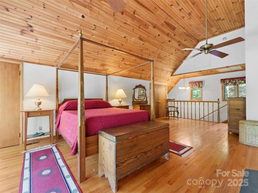 43 Hungryneck Hollow Lane, Saluda, NC 28773.  MLS# CAR4268230, YatesRealty ID 21027. Second level Bedroom