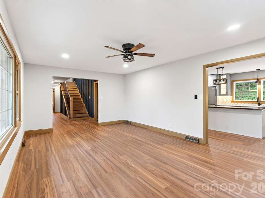 3781 226 Highway, Bakersville, NC 28705.  MLS# CAR4380281, YatesRealty ID 21028. 