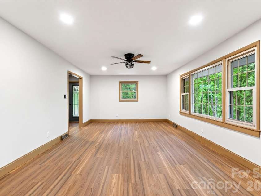 3781 226 Highway, Bakersville, NC 28705.  MLS# CAR4380281, YatesRealty ID 21028. 