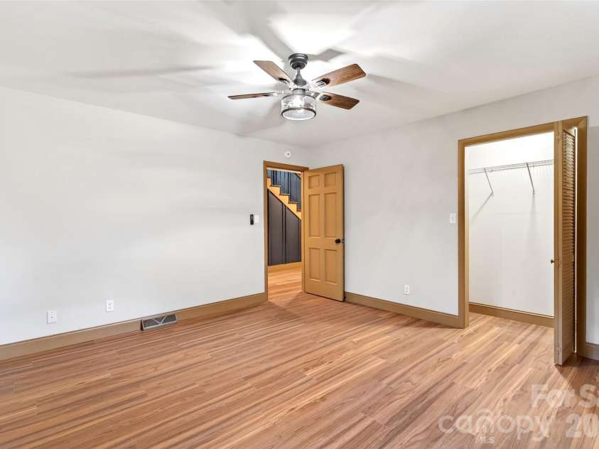 3781 226 Highway, Bakersville, NC 28705.  MLS# CAR4380281, YatesRealty ID 21028. 