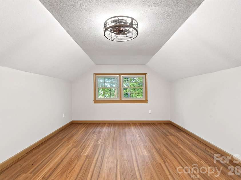 3781 226 Highway, Bakersville, NC 28705.  MLS# CAR4380281, YatesRealty ID 21028. 