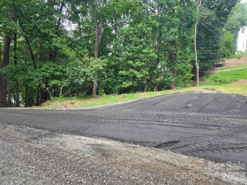 42640 Moonshine Drive, New London, NC 28127.  MLS# CAR4380413, YatesRealty ID 21029. 