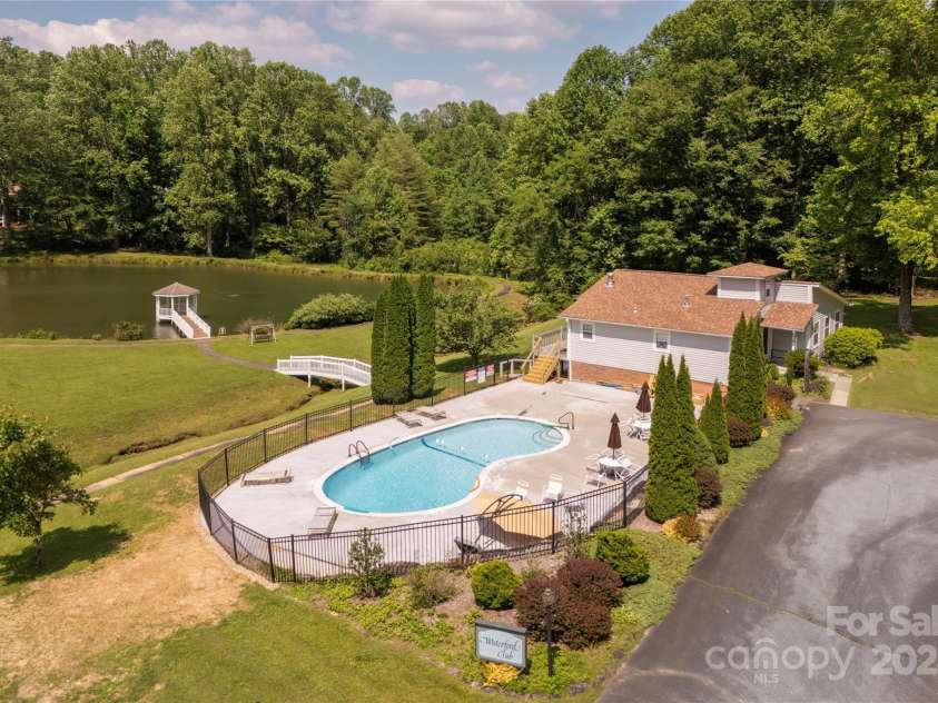 93 Wood Duck Court, Brevard, NC 28712.  MLS# CAR4267776, YatesRealty ID 21029. 