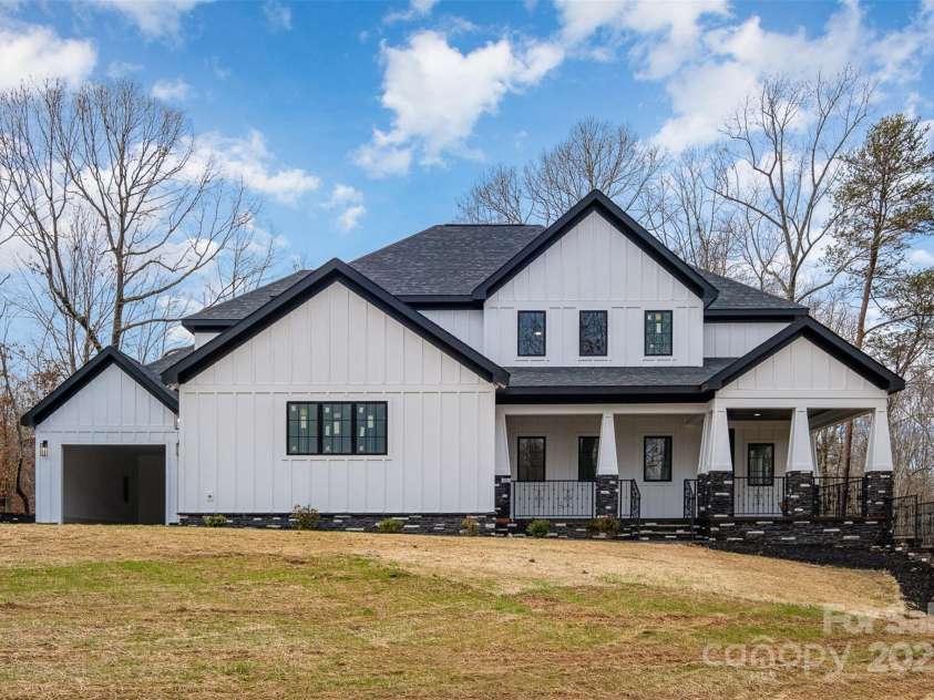 177 Olympia Drive, Mooresville, NC 28117.  MLS# CAR4216265, YatesRealty ID 2103. 