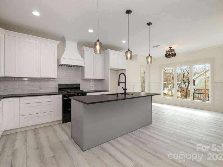 177 Olympia Drive, Mooresville, NC 28117.  MLS# CAR4216265, YatesRealty ID 2103. 