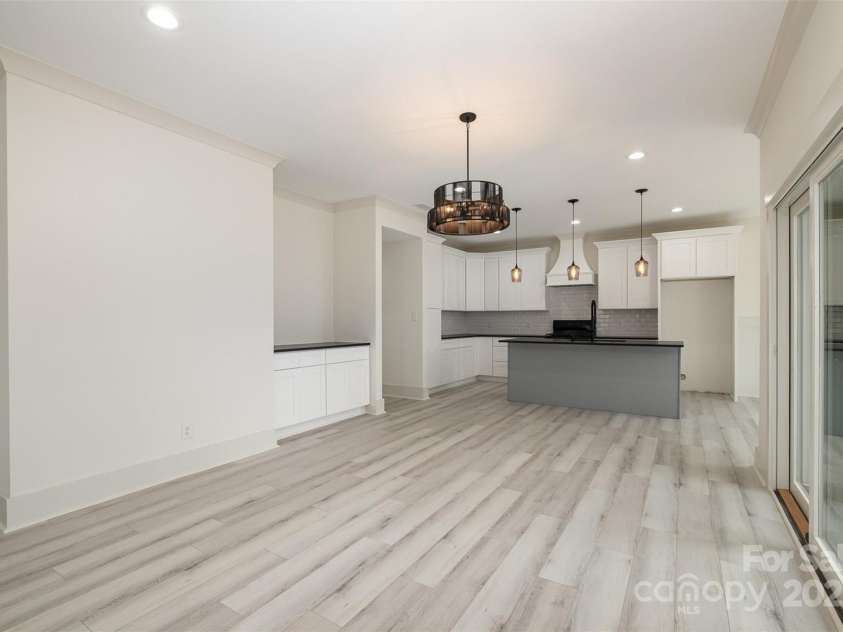 177 Olympia Drive, Mooresville, NC 28117.  MLS# CAR4216265, YatesRealty ID 2103. 