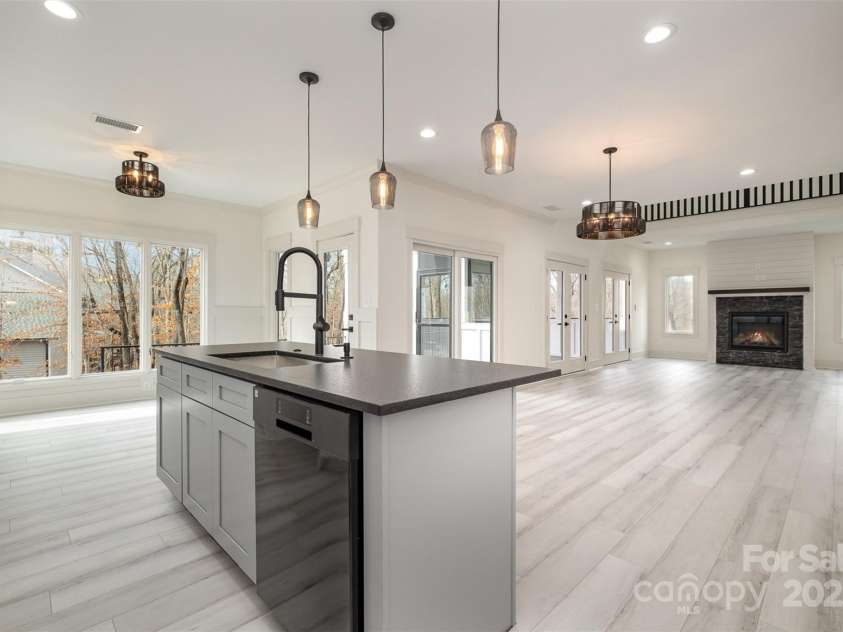 177 Olympia Drive, Mooresville, NC 28117.  MLS# CAR4216265, YatesRealty ID 2103. 