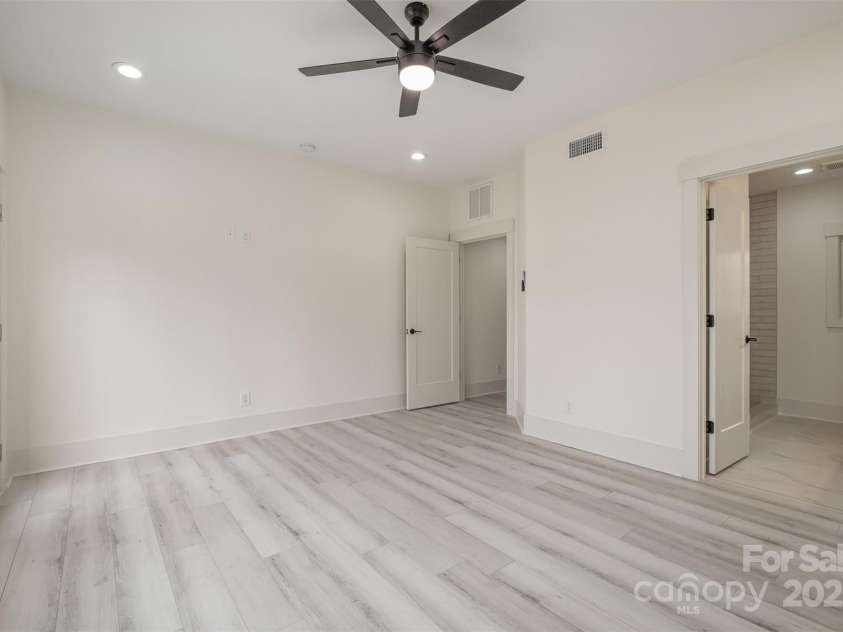 177 Olympia Drive, Mooresville, NC 28117.  MLS# CAR4216265, YatesRealty ID 2103. 
