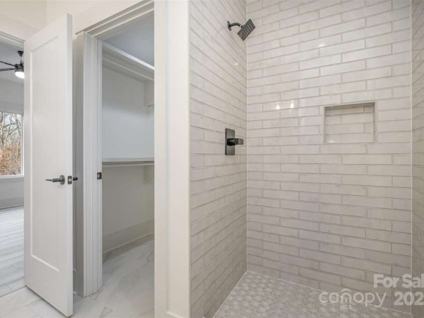 177 Olympia Drive, Mooresville, NC 28117.  MLS# CAR4216265, YatesRealty ID 2103. 