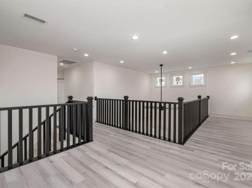 177 Olympia Drive, Mooresville, NC 28117.  MLS# CAR4216265, YatesRealty ID 2103. 