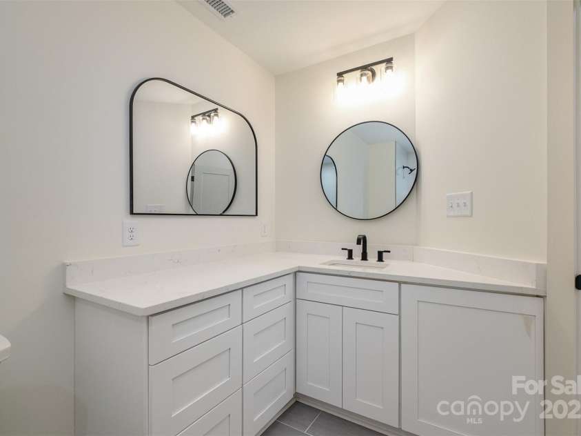 177 Olympia Drive, Mooresville, NC 28117.  MLS# CAR4216265, YatesRealty ID 2103. 