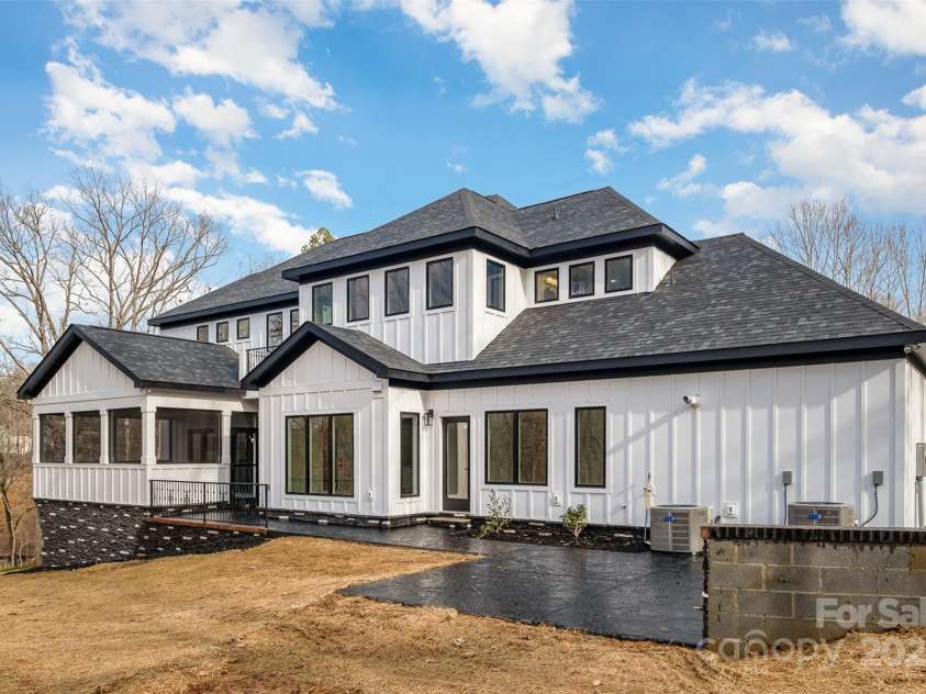 177 Olympia Drive, Mooresville, NC 28117.  MLS# CAR4216265, YatesRealty ID 2103. 