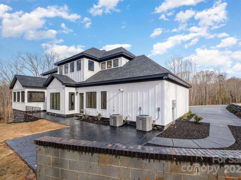 177 Olympia Drive, Mooresville, NC 28117.  MLS# CAR4216265, YatesRealty ID 2103. 