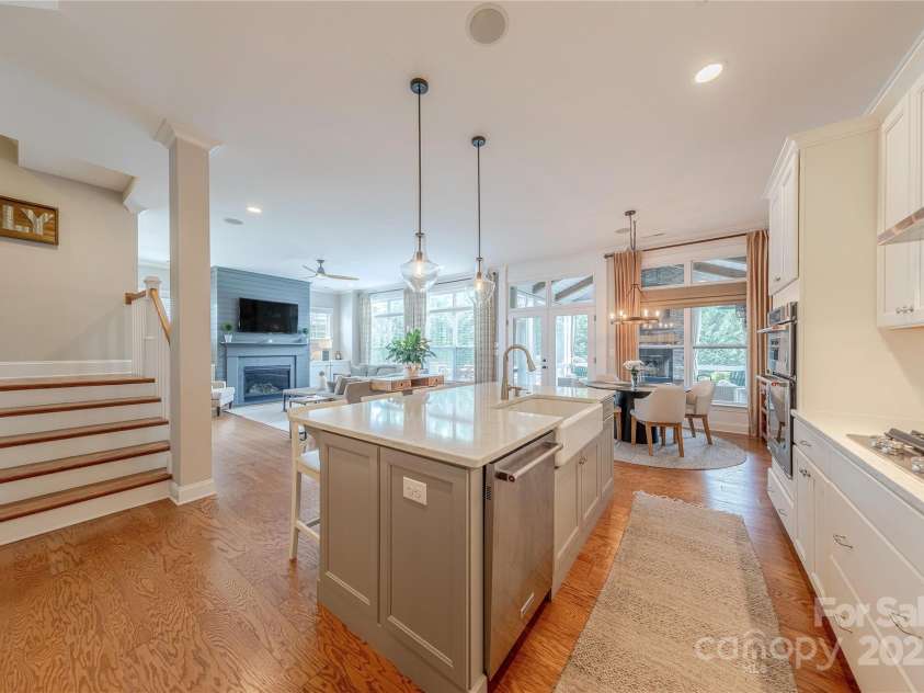 5256 Meadowcroft Way, Fort Mill, SC 29708.  MLS# CAR4270584, YatesRealty ID 21030. Chef's Island