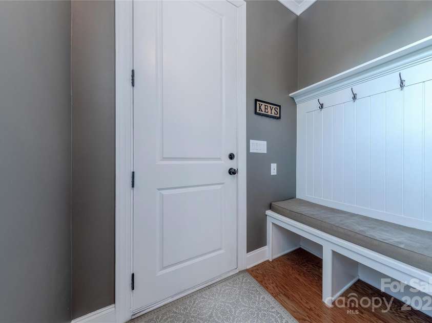 5256 Meadowcroft Way, Fort Mill, SC 29708.  MLS# CAR4270584, YatesRealty ID 21030. Drop Zone